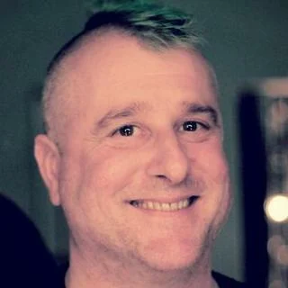 Bruce Lawson ✅ ♫ ♿ ✌️♂️✊